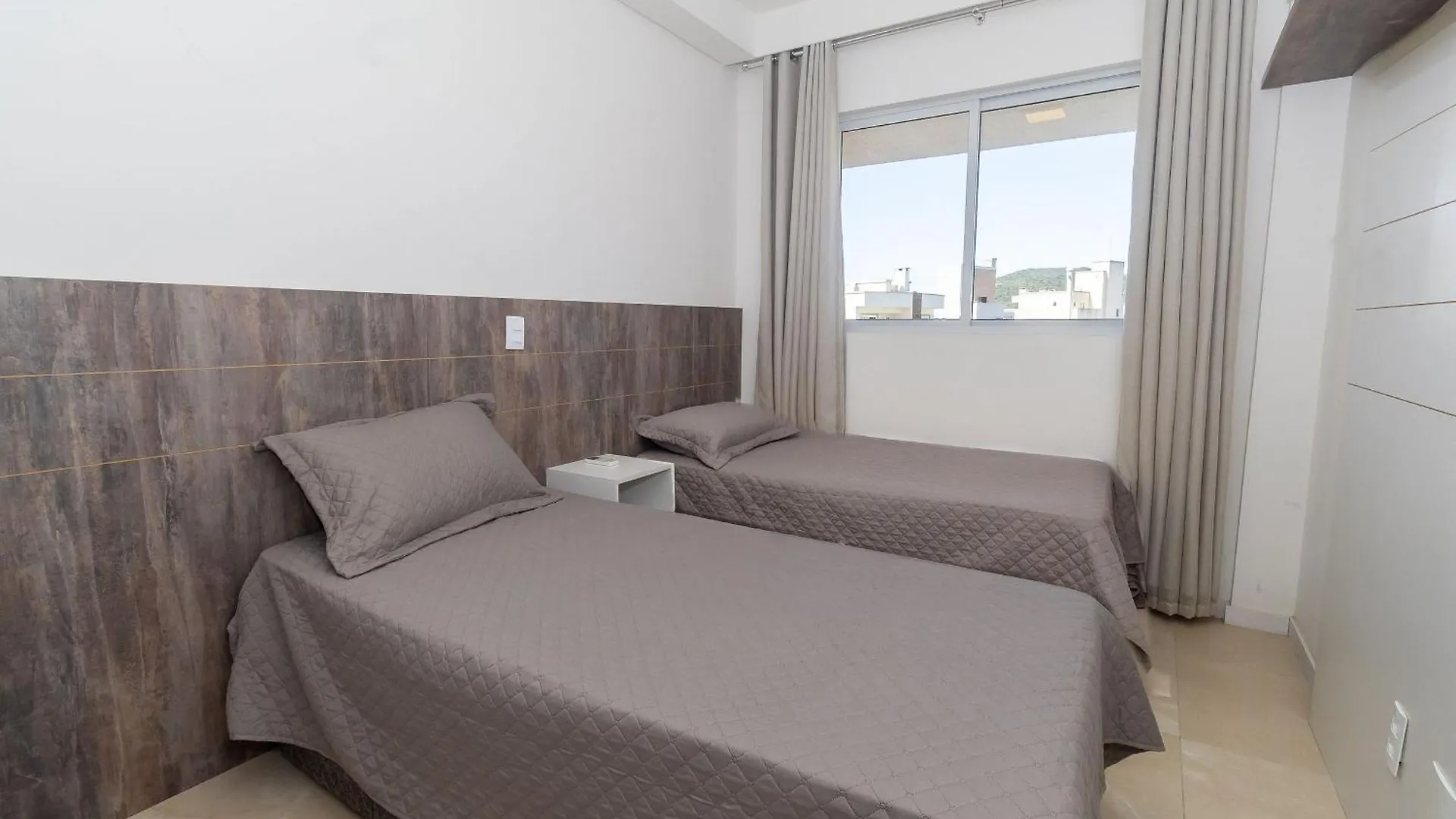 006A - Apto Novo 2 Quartos Em Condominio De Luxo Em Bombas بومبينهاس